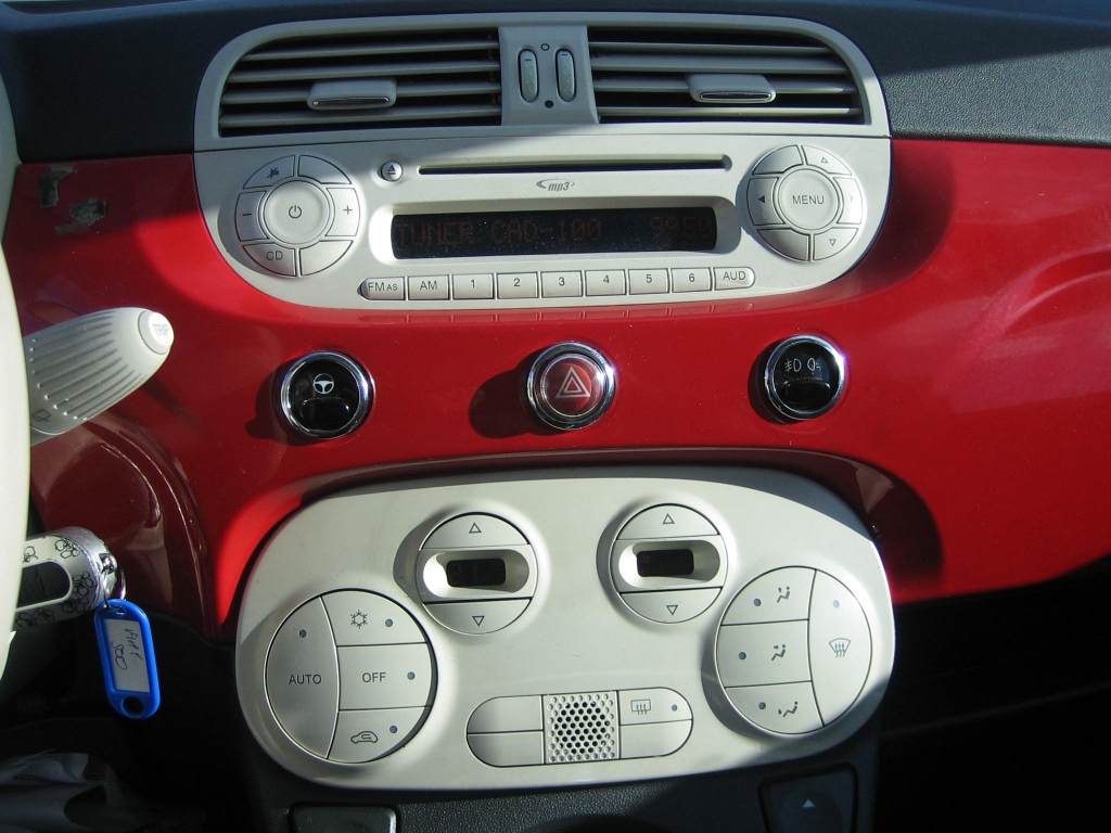 VISTA CD Y CLIMA FIAT 500 1.2 I 70CV