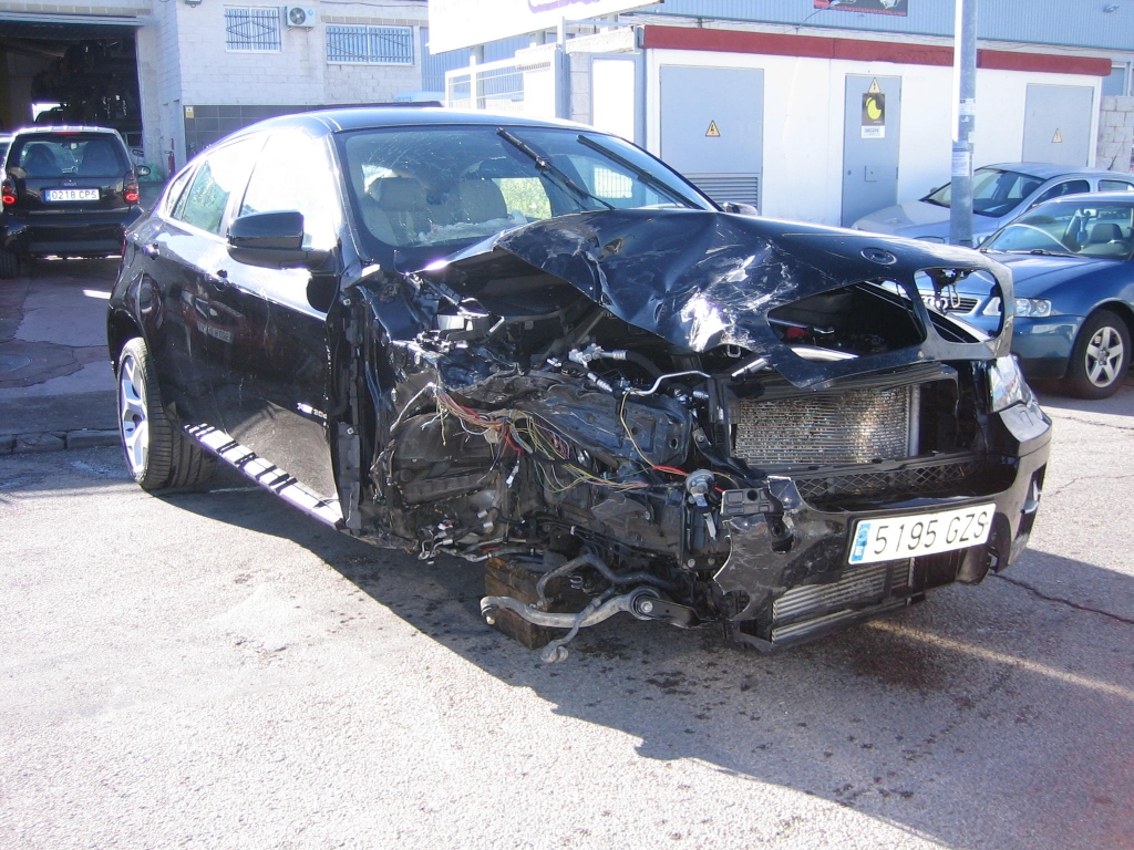 VISTA DELANTERA DERECHA BMW X-6 X-DRIVE 3.0 D 245CV AUTOMATICO