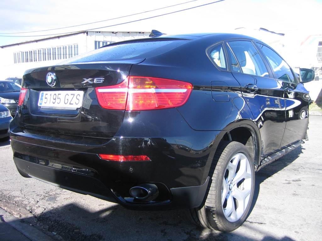 VISTA TRASERA DERECHA BMW X-6 X-DRIVE 3.0 D 245CV AUTOMATICO