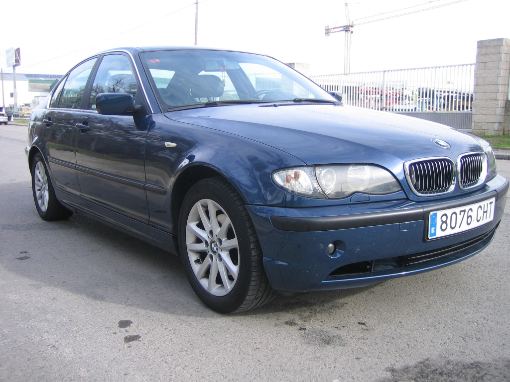 VISTA DELANTERA DERECHA BMW 320 I 170CV GASOLINA