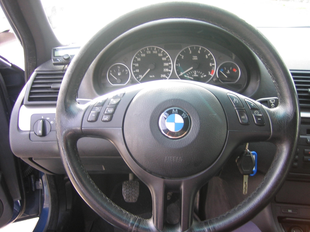 VISTA VOLANTE MULTI VISTA TRASERA DERECHA 