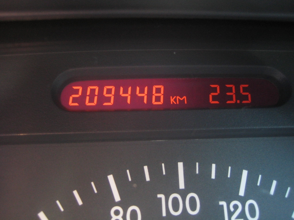 VISTA KM VISTA TRASERA DERECHA