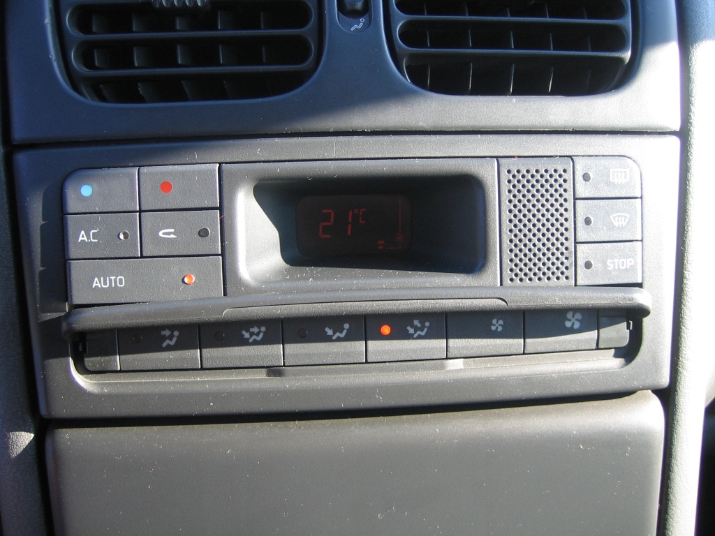 VISTA CLIMA VISTA TRASERA DERECHA