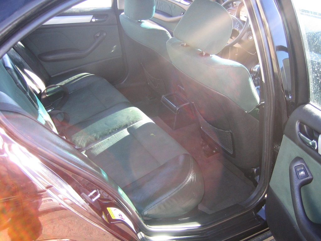 VISTA INTERIOR TRASERO BMW 320 D 2.0 136CV