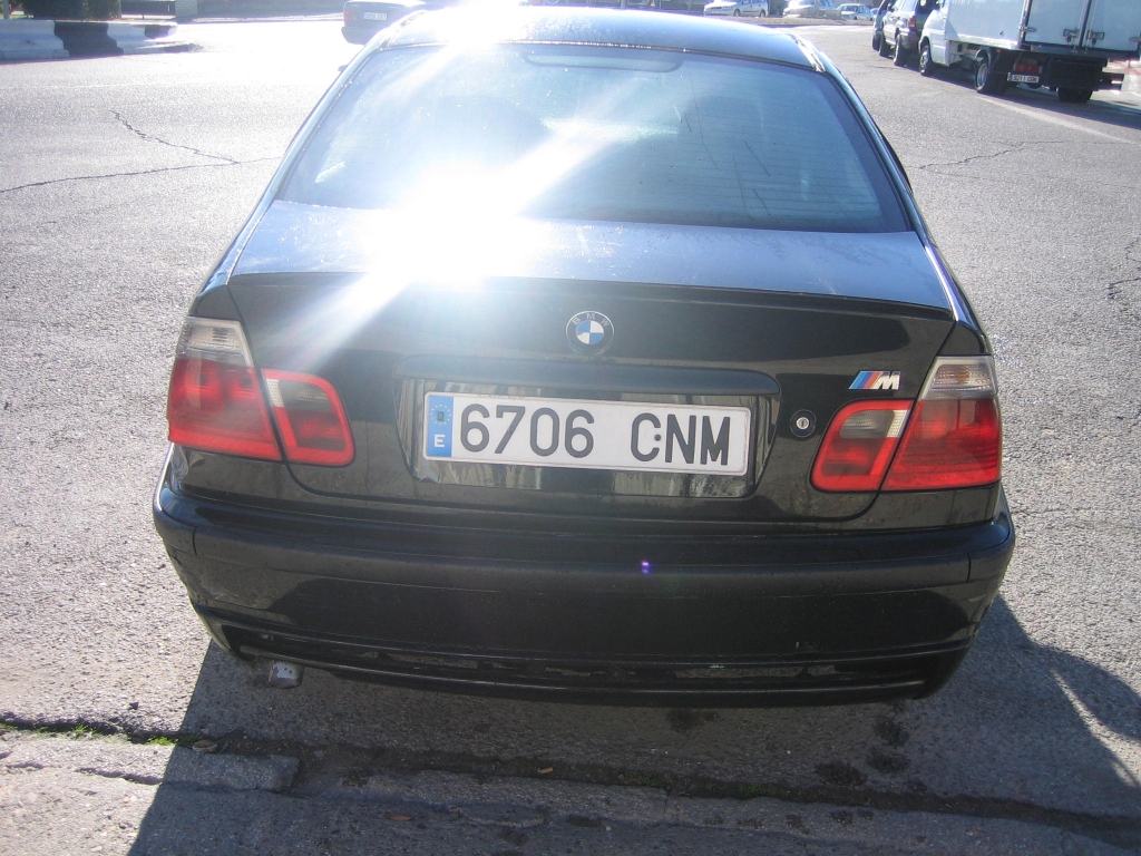 VISTA TRASERA BMW 320 D 2.0 136CV