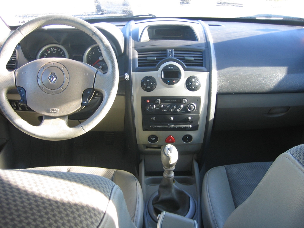 VISTA SALPICADERO RENAULT MEGANE 1.9 DCI 120CV