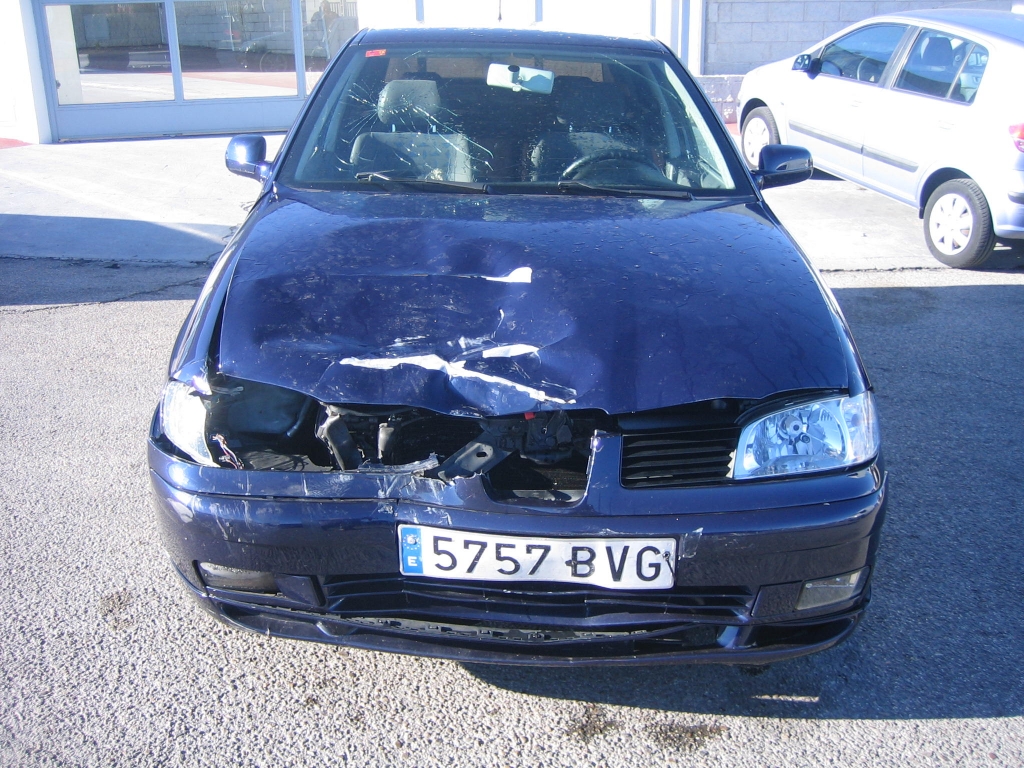 VISTA DELANTERA SEAT CORDOBA 1.9 TDI 90CV