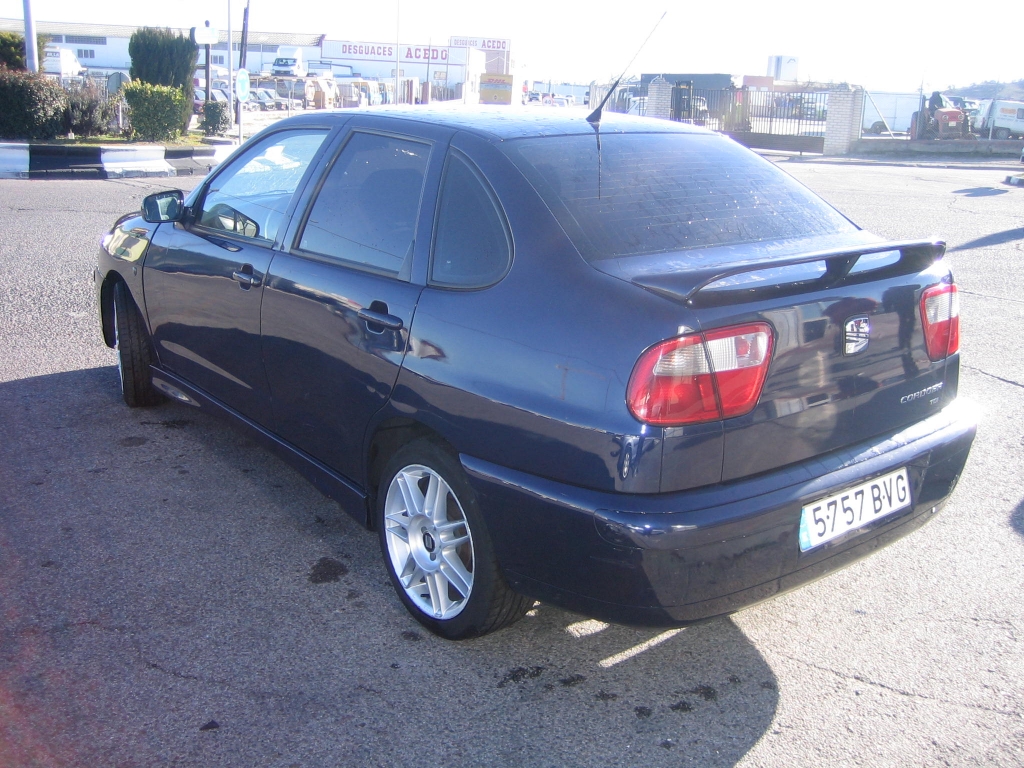 VISTA TRASERA IZQUIERDA SEAT CORDOBA 1.9 TDI 90CV