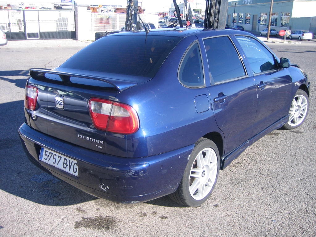 VISTA TRASERA DERECHA SEAT CORDOBA 1.9 TDI 90CV