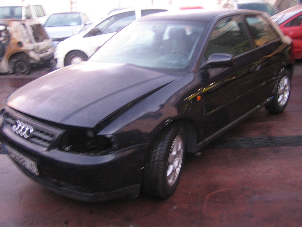 VISTA DELANTERA IZQUIERDA AUDI A-3 1.9 TDI 110CV