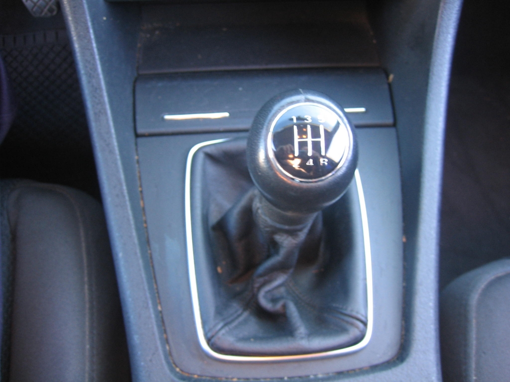 VISTA CAMBIO AUDI A-4 1.9 TDI 130CV