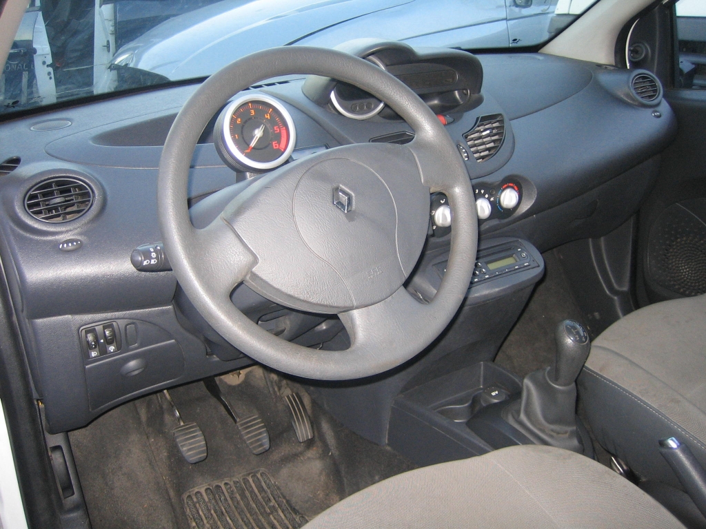 VISTA SALPICADERO RENAULT TWINGO SOCIETE 1.5 DCI 65CV COMERCIAAL