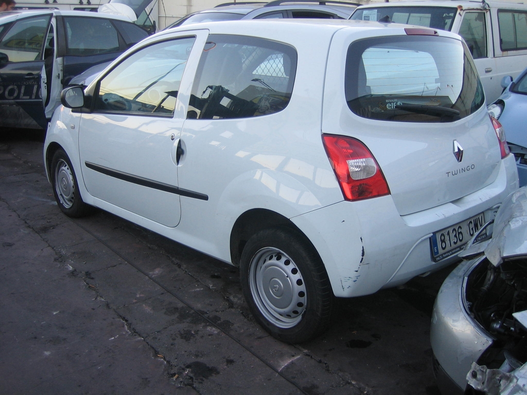 VISTA TRASERA IZQUIERDA RENAULT TWINGO SOCIETE 1.5 DCI 65CV COMERCIAAL