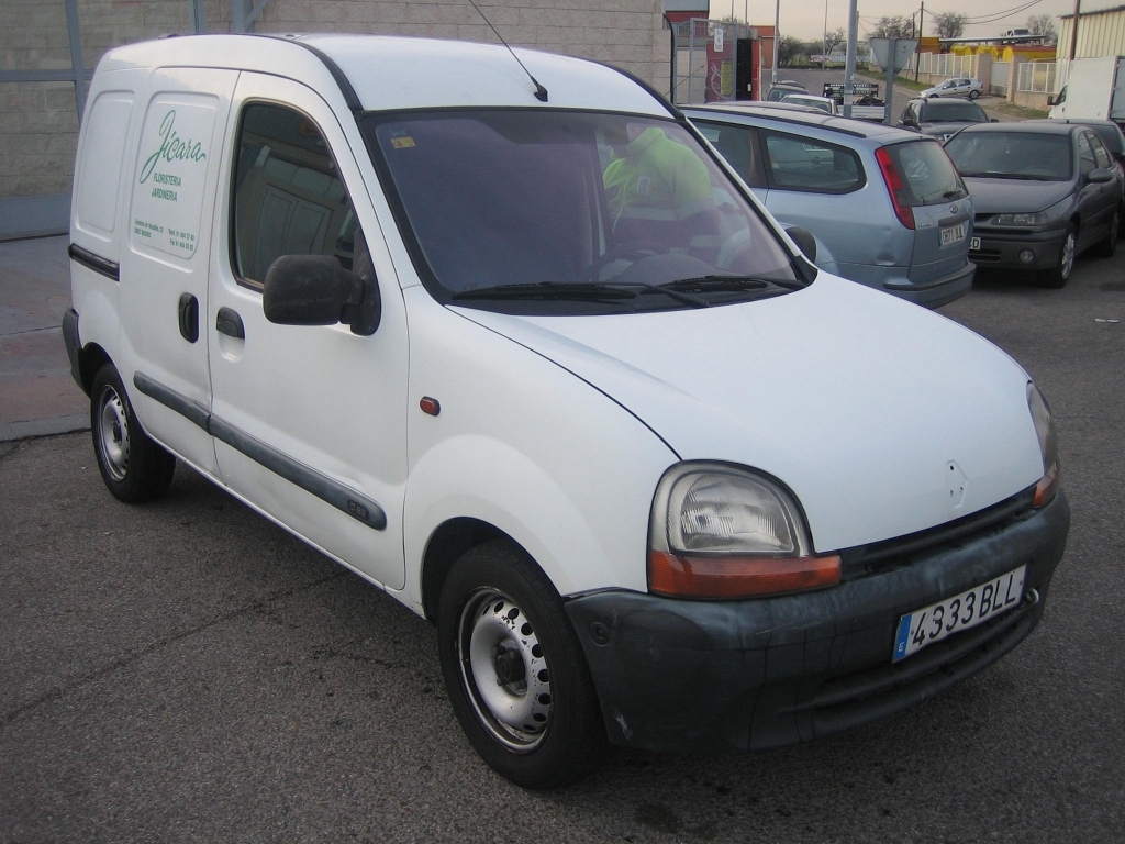 VISTA DELANTERA DERECHA RENAULT KANGOO 1.9 D 64CV