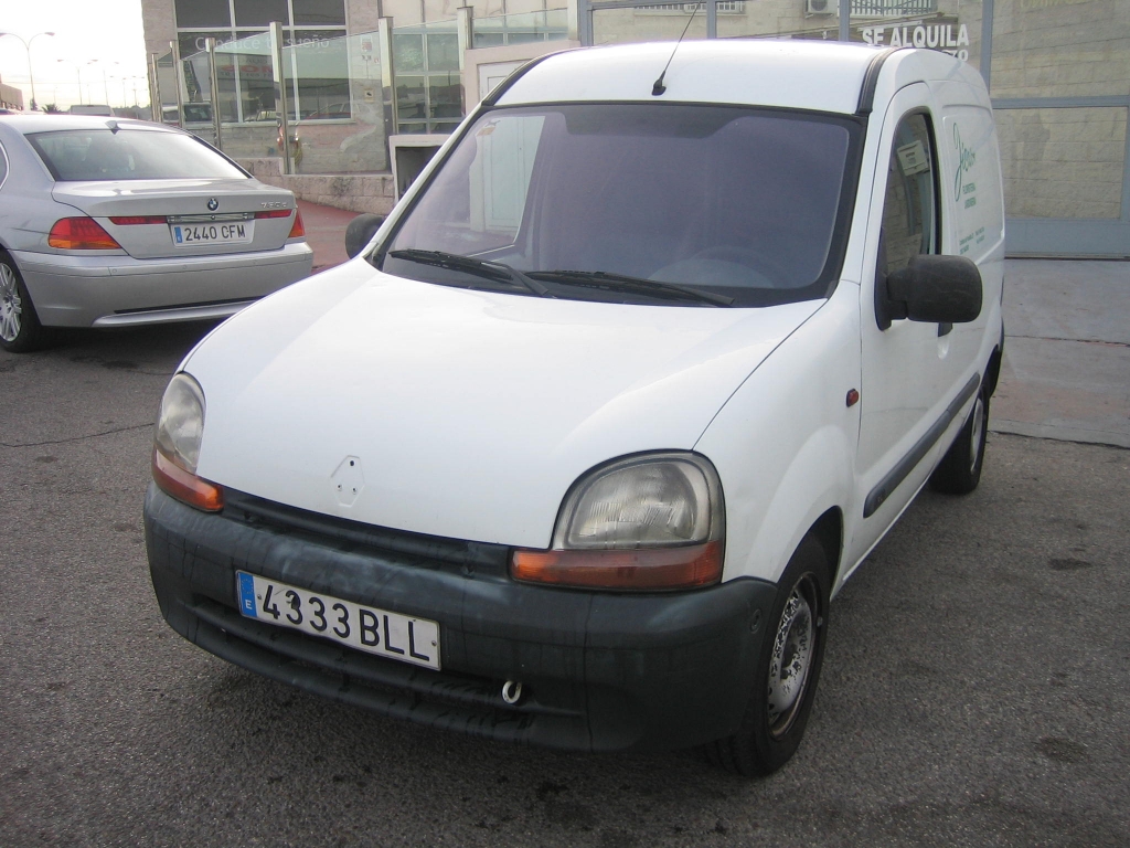 VISTA DELANTERA IZQUIERDA RENAULT KANGOO 1.9 D 64CV