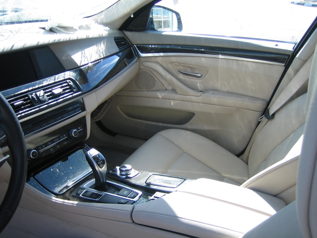 vista interior izquierdo BMW 520 D 2.0 177CV TOURING AUTOMATICO