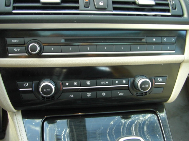 vista cd y clima BMW 520 D 2.0 177CV TOURING AUTOMATICO