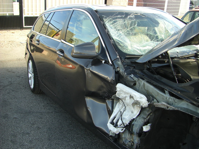 vista golpe 2 BMW 520 D 2.0 177CV TOURING AUTOMATICO