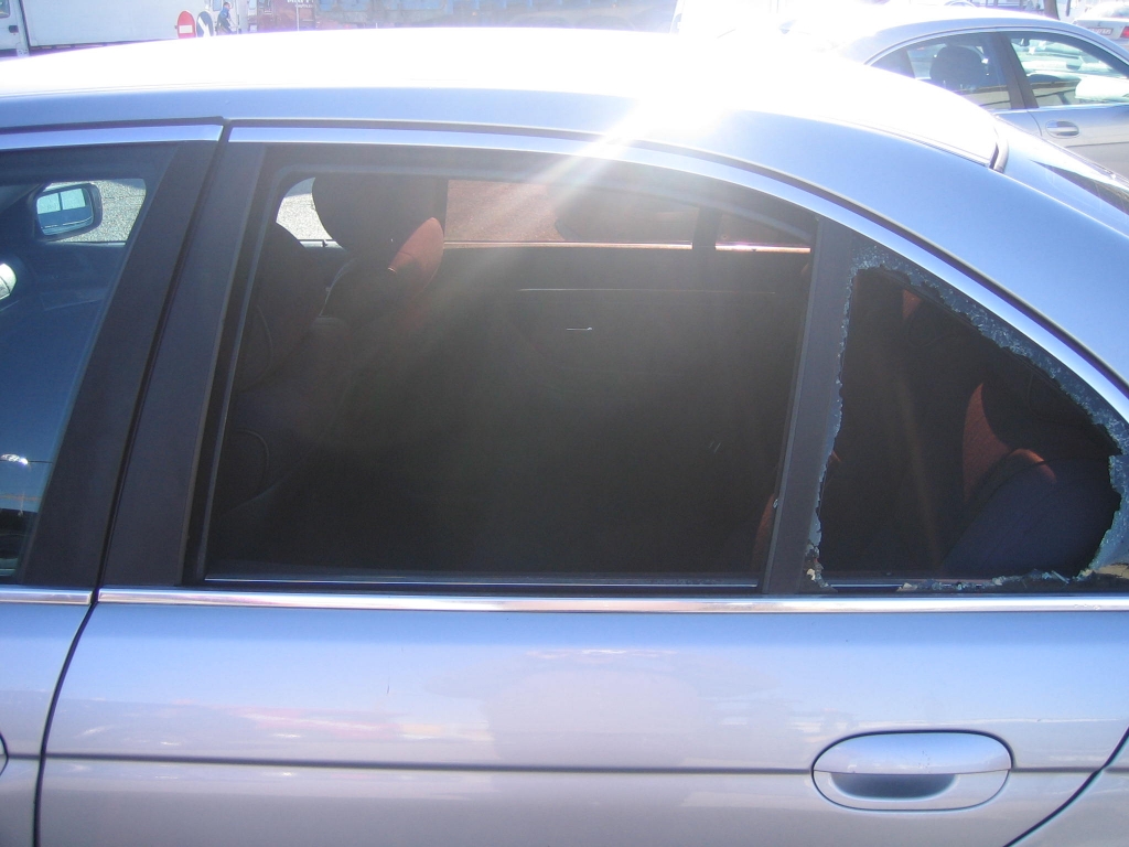 VISTA VENTANILLAS ROTAS BMW 530 D 2.9 184CV