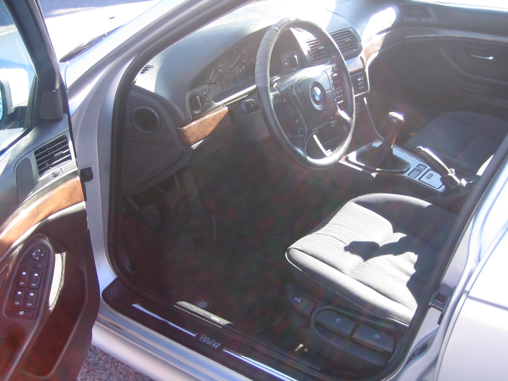 VISTA INTERIOR IZQUIERDO BMW 530 D 2.9 184CV