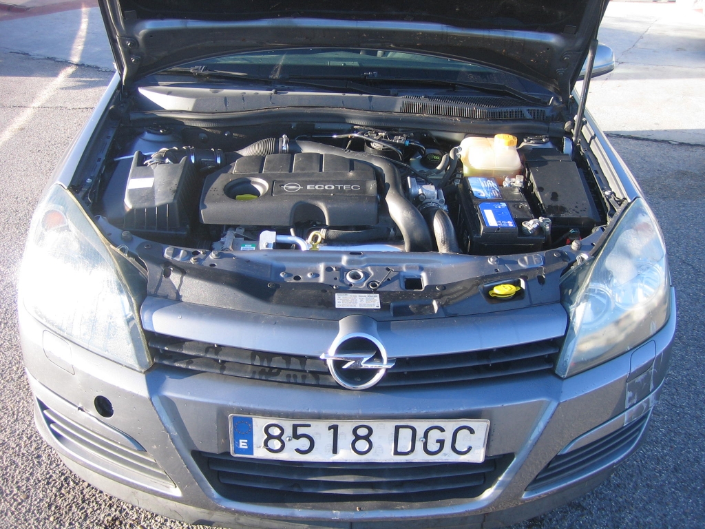 VISTA MOTOR OPEL ASTRA 1.7 CDTI ENJOY 80CV