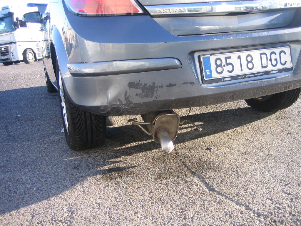 VISTA GOLPE TRASERO OPEL ASTRA 1.7 CDTI ENJOY 80CV