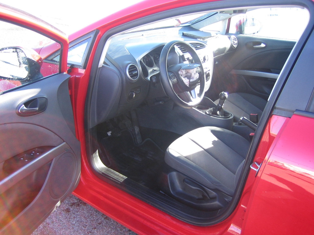 VISTA INTERIOR IZQUIERDO SEAT LEON 1.9 TDI 105CV STYLANCE ECOMOTIVE