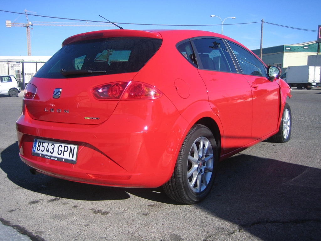 VISTA TRASERA DERECHA SEAT LEON 1.9 TDI 105CV STYLANCE ECOMOTIVE