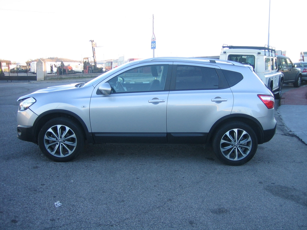 VISTA LATERAL IZQUIERDO NISSAN QASHQAI 1.6 GASOLINA 114CV