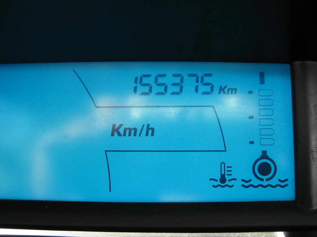 CITROEN C-4 2.0 HDI VTR PLUS 136CV