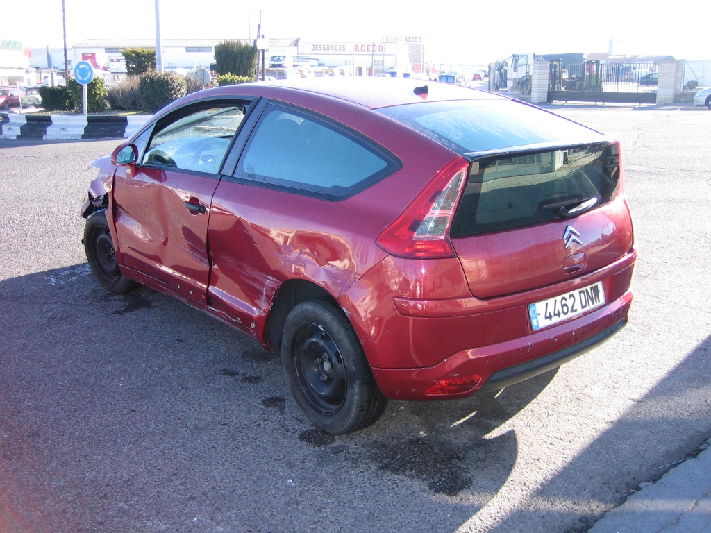 VISTA TRASERA IZQUIERDA CITROEN C-4 1.6 HDI VTR 110CV