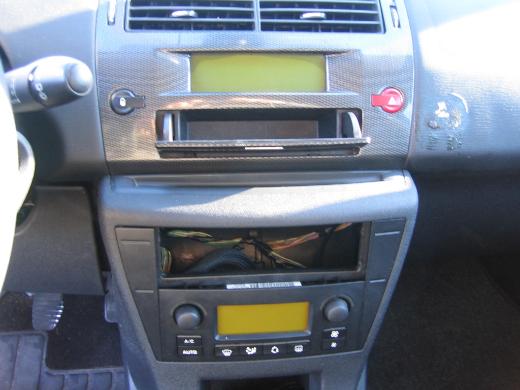 VISTA CD Y CLIMA VISTA TEMPOMAT CITROEN C-4 1.6 HDI VTR 110CV