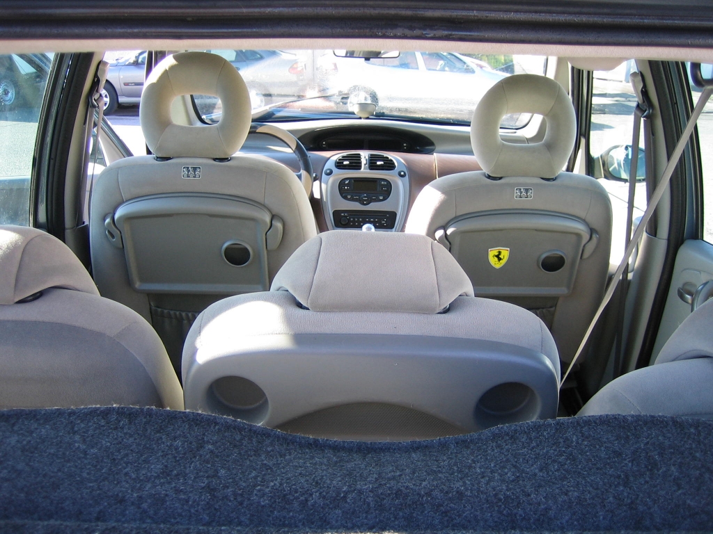 VISTA INTERIOR CITROEN XSARA PICASSO 1.6 HDI 109CV