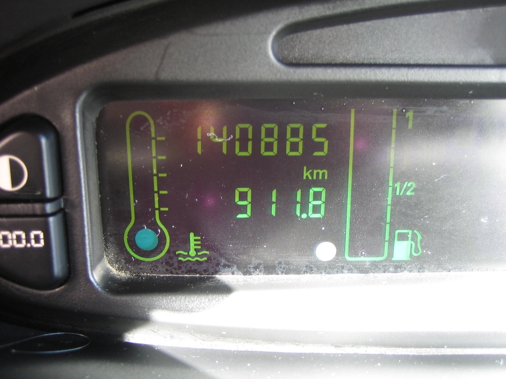 VISTA KM CITROEN XSARA PICASSO 1.6 HDI 109CV