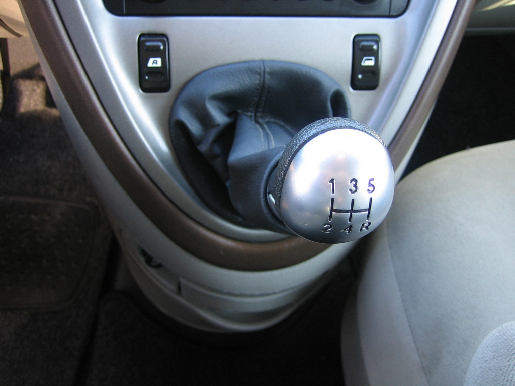 VISTA CAMBIO CITROEN XSARA PICASSO 1.6 HDI 109CV