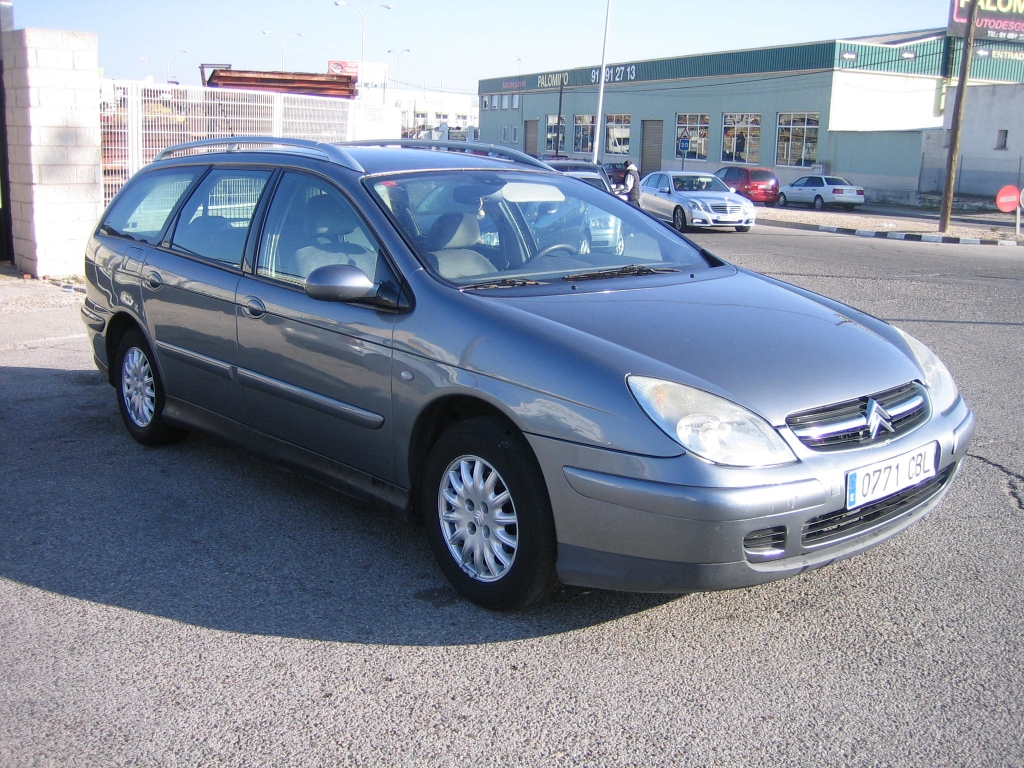 VISTA DELANTERA DERECHA CITROEN C-5 2.0 HDI 110CV