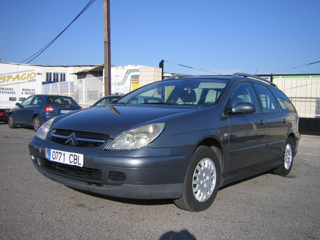 VISTA DELANTERA IZQUIERDA CITROEN C-5 2.0 HDI 110CV