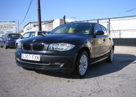 VISTA DELANTERA IZQUIERDA BMW 118D 2.0 143CV VISTA DELANTERA IZQUIERDA BMW 118D 2.0 143CV