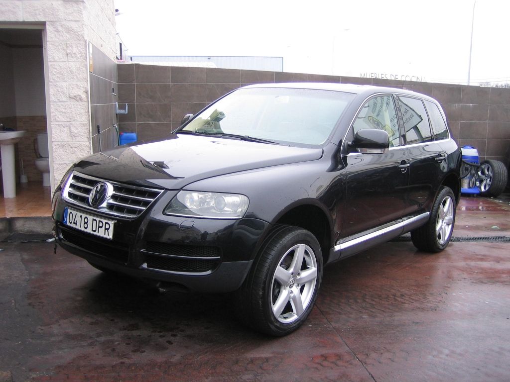 VISTA DELANTERA DERECHA VOLKSWAGEN TOUAREG 3.0 TDI V6 224CV AUTOMATICO