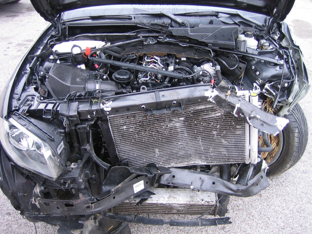 VISTA MOTOR BMW 118D 2.0 143CV PACK M