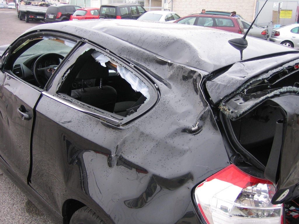 VISTA GOLPE BMW 118D 2.0 143CV PACK M