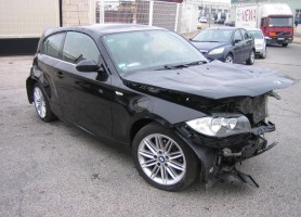 VISTA DELANTERA DERECHA BMW 118D 2.0 143CV PACK M VISTA DELANTERA DERECHA BMW 118D 2.0 143CV PACK M