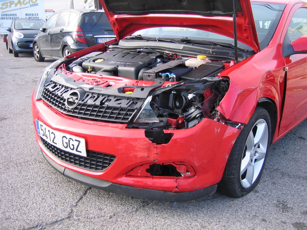 VISTA MOTOR 2 VISTA TRASERA DERECHAOPEL ASTRAS GTC 1.9 CDTI 120CV 