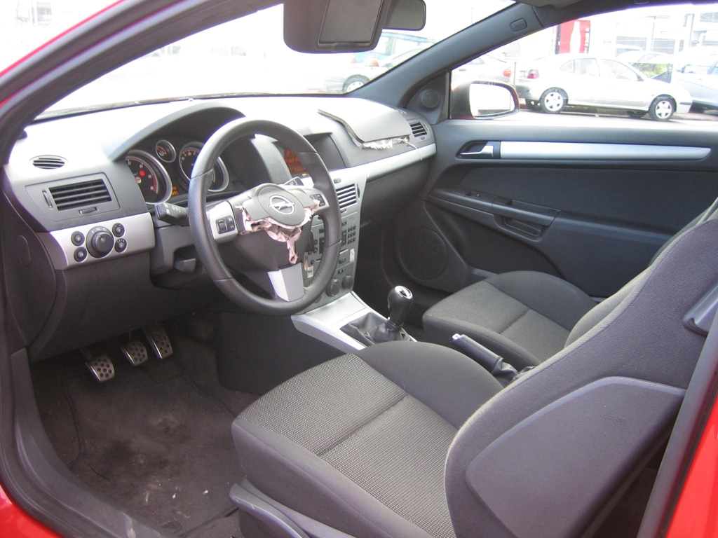 VISTA SALPICADERO VISTA TRASERA DERECHAOPEL ASTRAS GTC 1.9 CDTI 120CV 