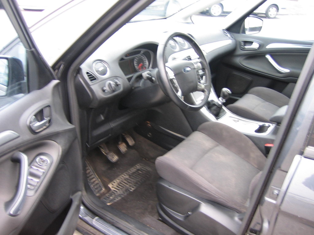 FORD S-MAX 2.0 TDCI 140CV 7 PLAZAS