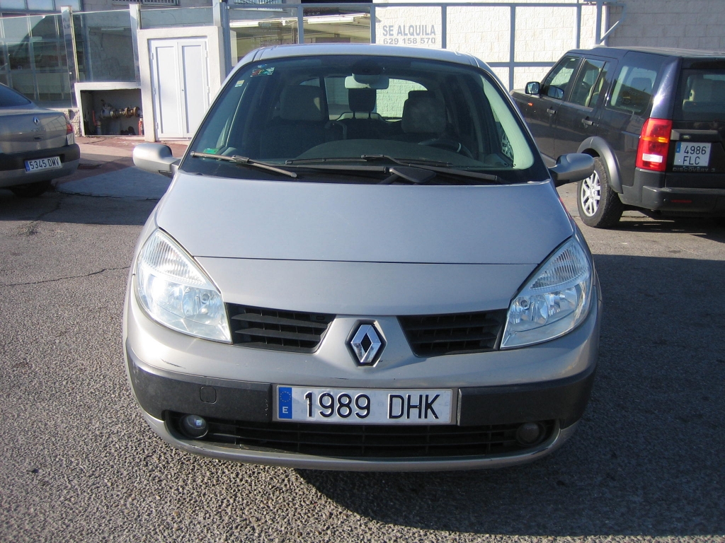 VISTA DELANTERA RENAULT MEGANE SCENIC 1.5 DCI 100CV