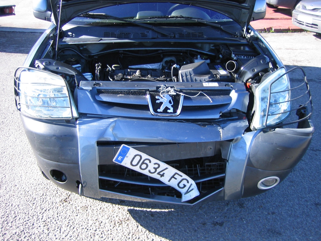 VISTA GOLPE PEUGEOT PARTNER 2.0 HDI RANCHO PLUS 90CV