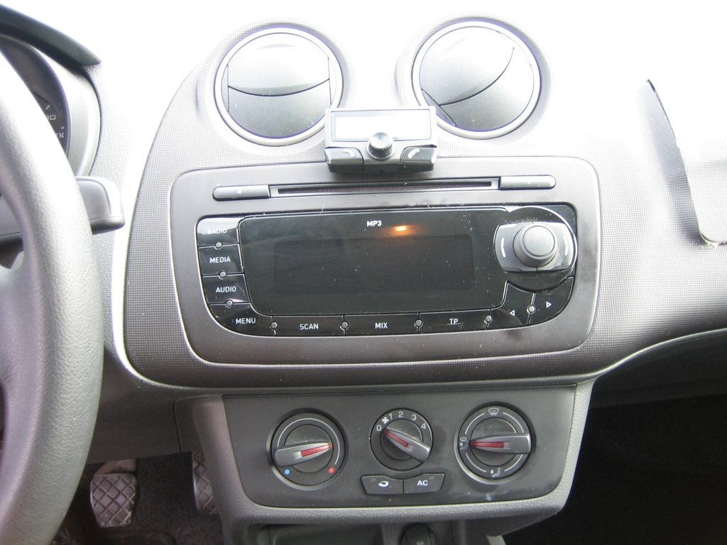 VISTA CD Y A/C SEAT IBIZA 1.2 TDI 75CV