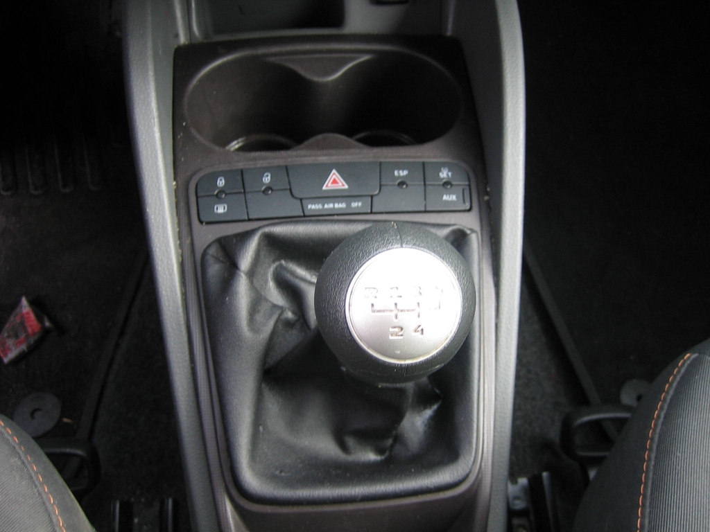 VISTA CAMBIO SEAT IBIZA 1.2 TDI 75CV