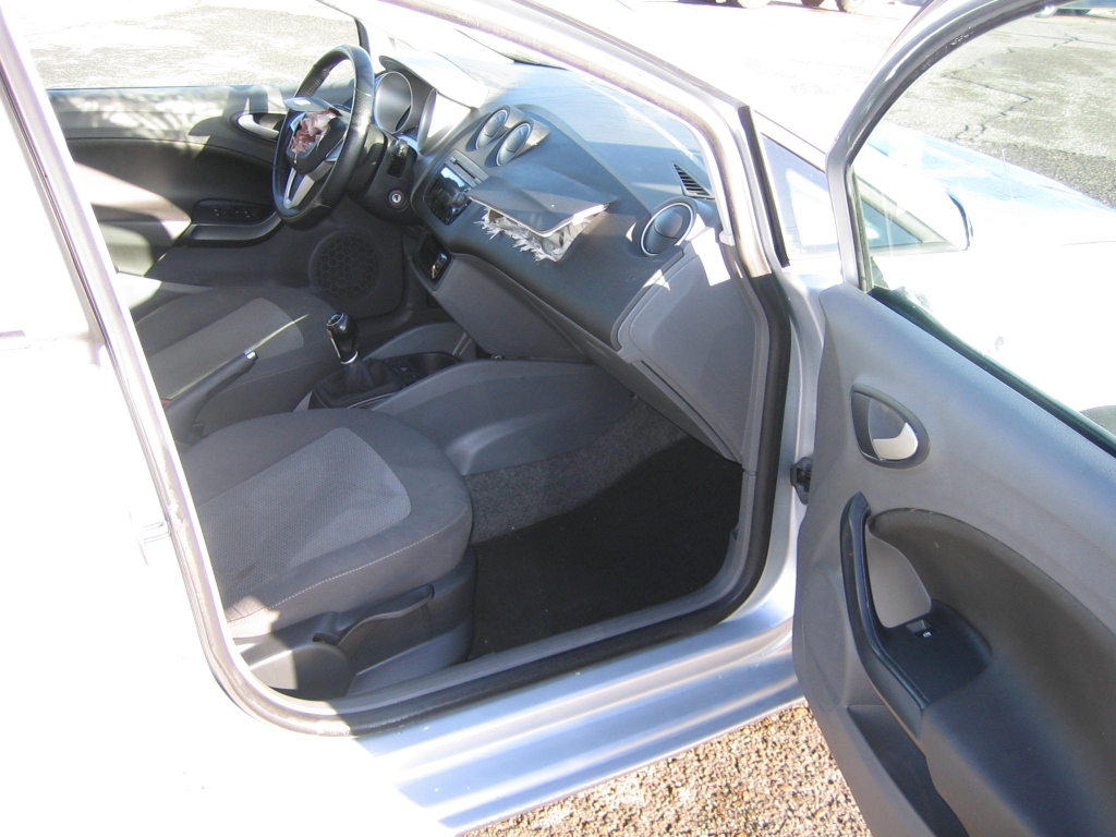 VISTA INTERIOR DERECHO SEAT IBIZA 1.6 CR TDI 105CV